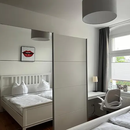 Ute - Gemuetliche Und Moderne In Der Innenstadt Appartamento Pasewalk