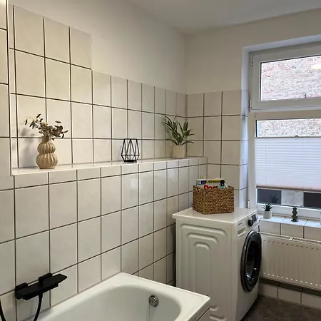 Apartment Ute - Gemuetliche Und Moderne In Der Innenstadt Pasewalk